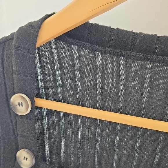 Black Ribbed Button-Detail Dress - Picture 2 of 5